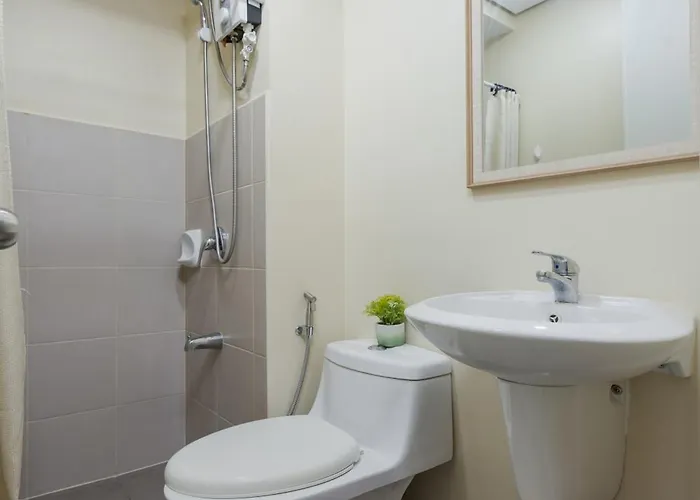 Apartment Furnished In Avida Towers Riala, It Park With Pool View, Fast Wifi, Netflix And Cebu