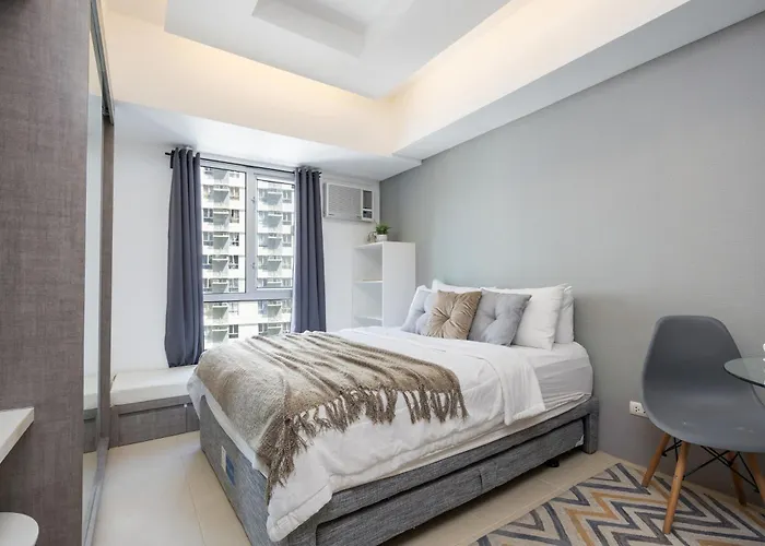 Furnished In Avida Towers Riala, It Park With Pool View, Fast Wifi, Netflix And Apartment Cebu