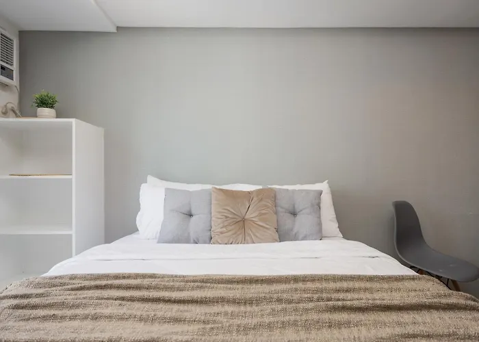 Apartment Furnished In Avida Towers Riala, It Park With Pool View, Fast Wifi, Netflix And Cebu