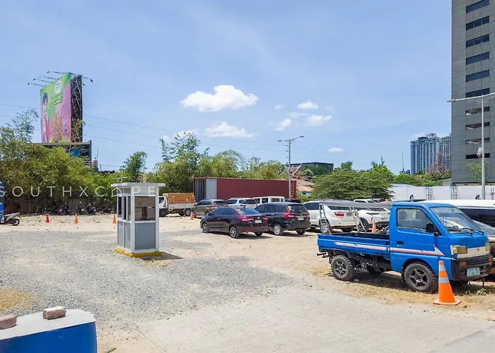 Apartment Furnished In Avida Towers Riala, It Park With Pool View, Fast Wifi, Netflix And Cebu