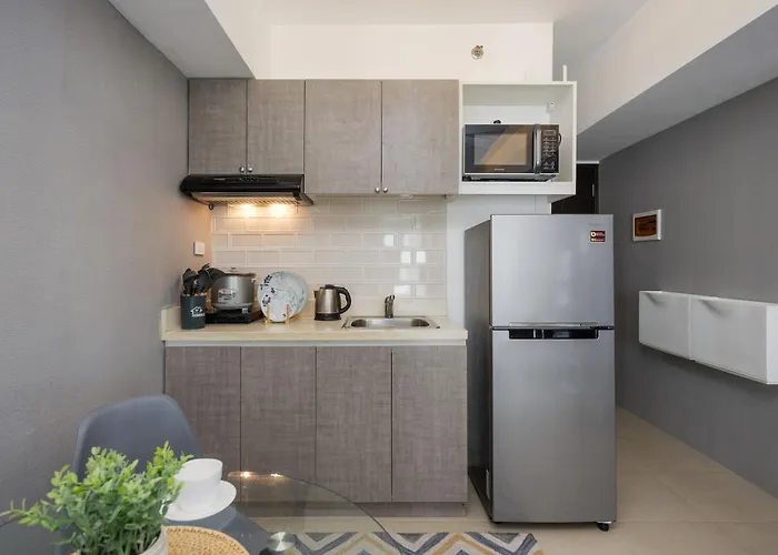 Apartment Furnished In Avida Towers Riala, It Park With Pool View, Fast Wifi, Netflix And *