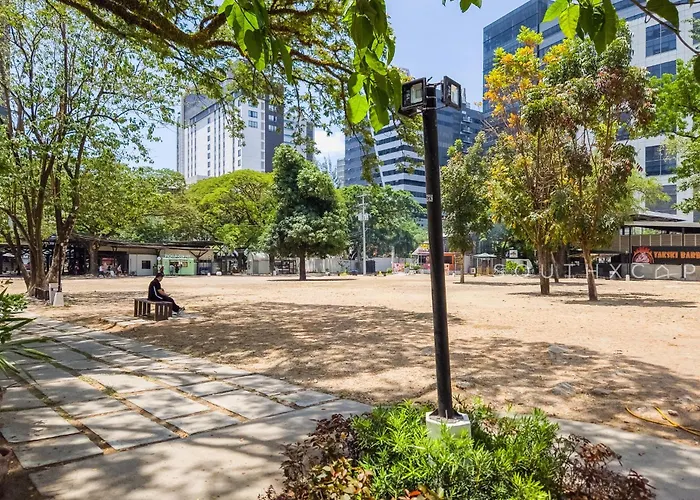 Furnished In Avida Towers Riala, It Park With Pool View, Fast Wifi, Netflix And Apartment Cebu